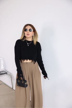 Yırtık Detay Crop Kazak